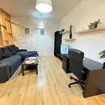 Glam Apartments Lipatti Near Iulius Mall And City Center