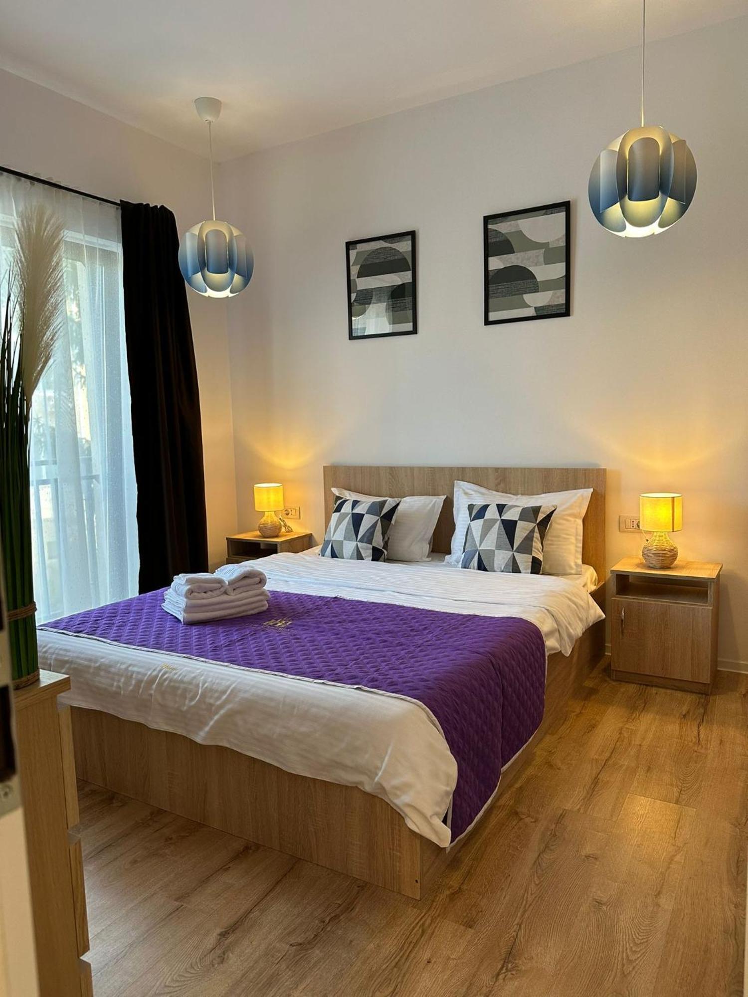 Glam Lipatti Near Iulius Mall And City Center Appartamento *