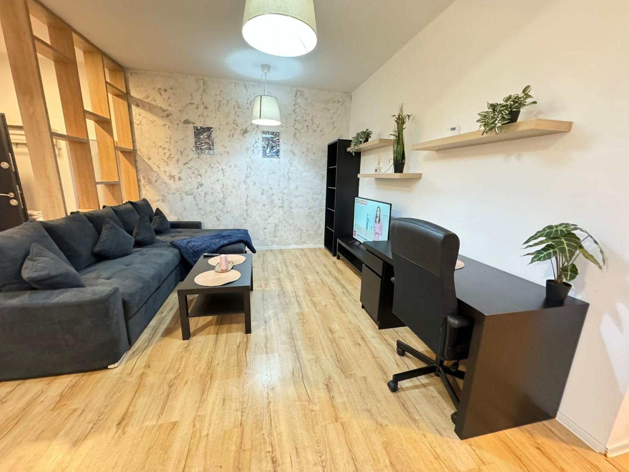 Glam Lipatti Near Iulius Mall And City Center Appartamento