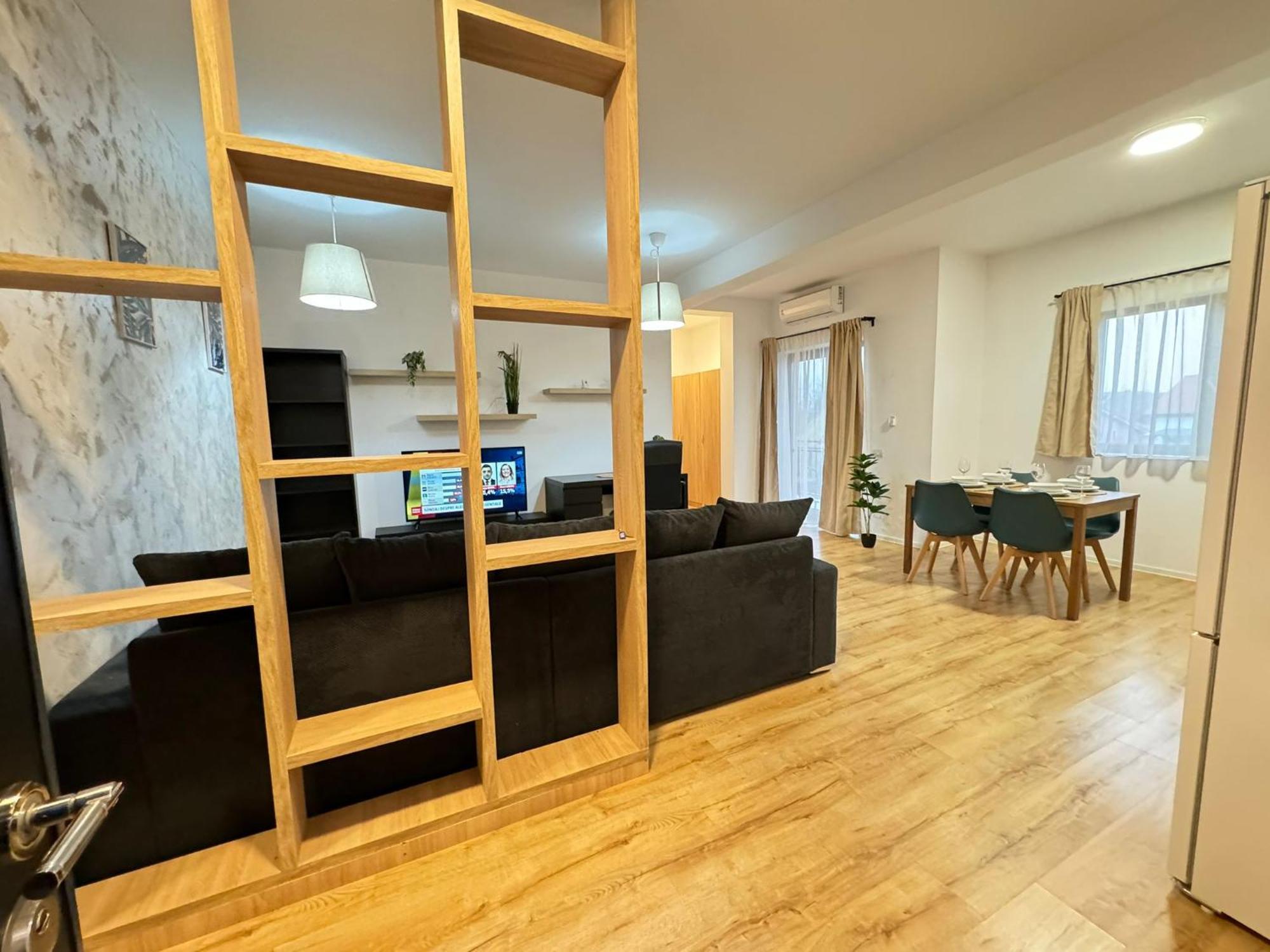 Glam Lipatti Near Iulius Mall And City Center Appartamento