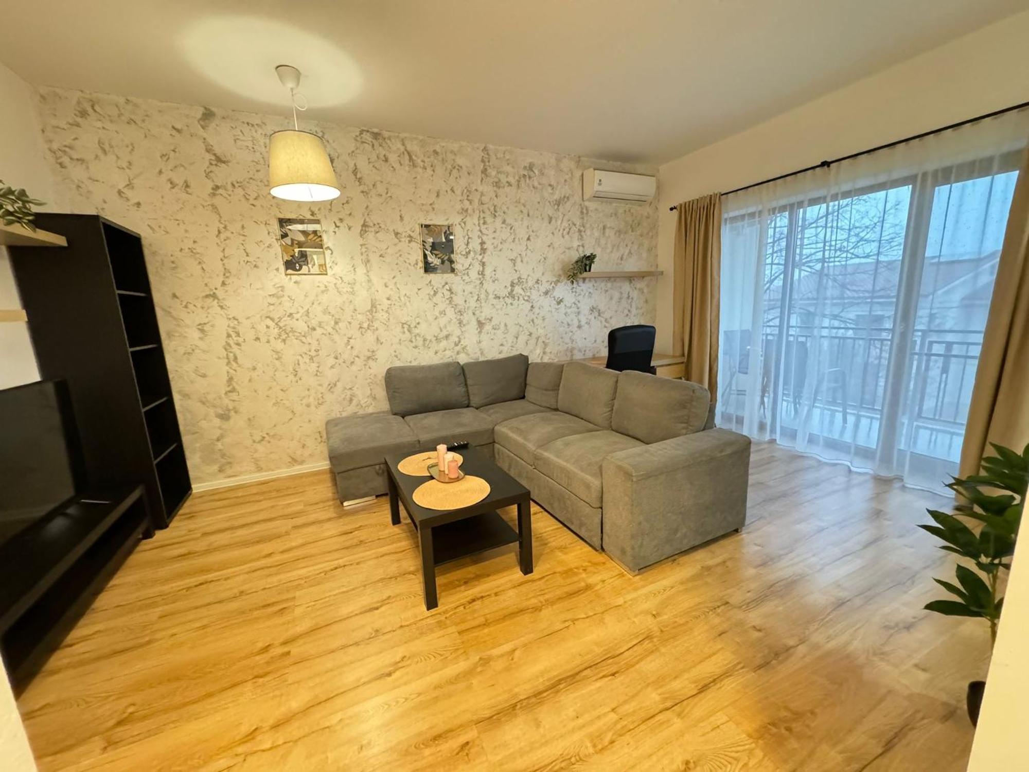 Glam Lipatti Near Iulius Mall And City Center