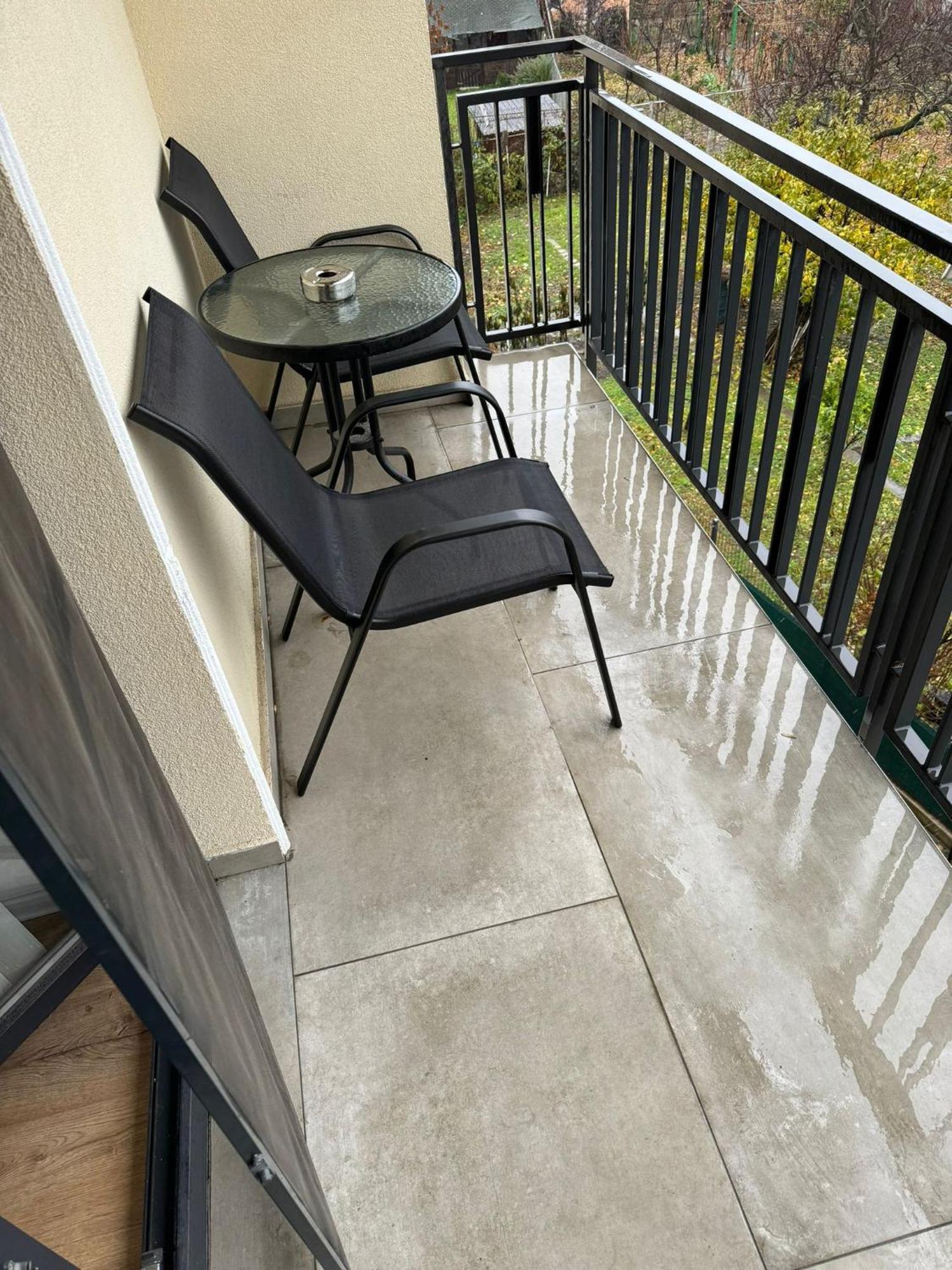 Glam Lipatti Near Iulius Mall And City Center Apartament